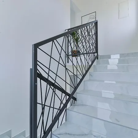 Villa Jomani