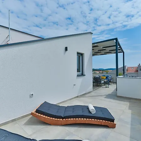Jomani Villa *